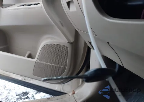 2011 Toyota Highlander Base V6 from USA, damaged, VIN 5TDZK3EH5BS045789